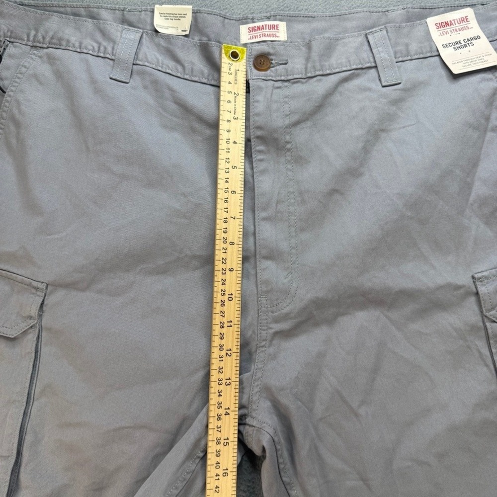 Levi Signature Cargo Shorts Relaxed Size 44 (FIT 45) Gray Utility Workwear NWT - Picture 6 of 15